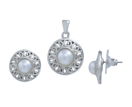 Fresh Water Button Pearl Pendants Set with Alloy metal JPTP2381