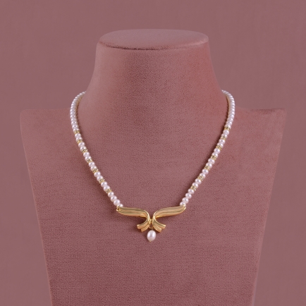 Pearl Necklace set with Earrings