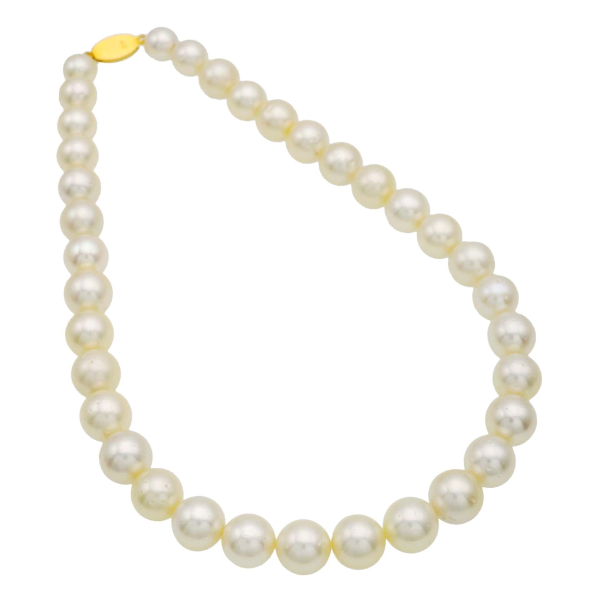 pearl string necklace